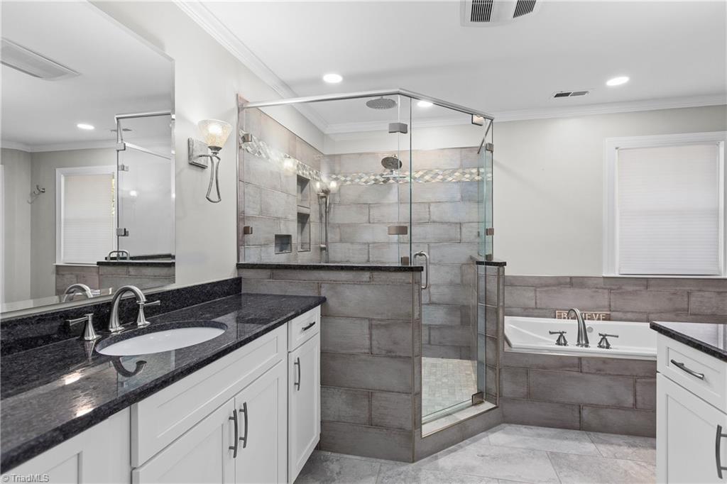 4209 Hollowoak Court Property Photo 16