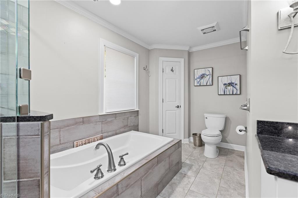 4209 Hollowoak Court Property Photo 18