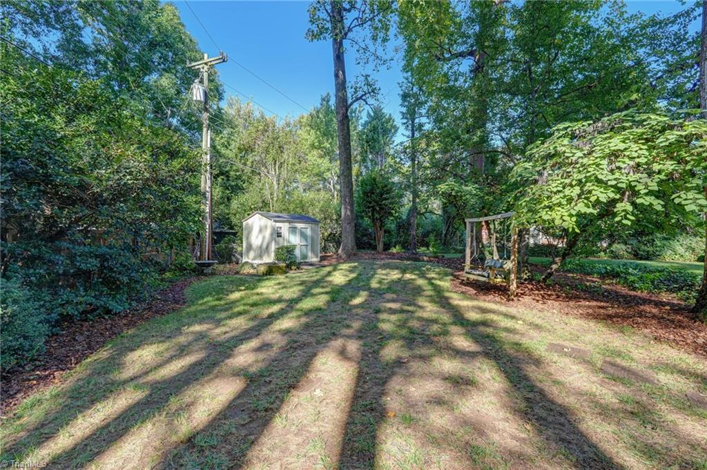 2303 N Elm Street Property Photo 35
