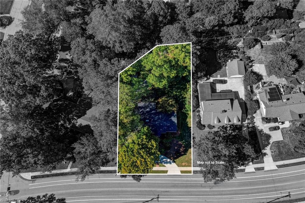 2303 N Elm Street Property Photo 43