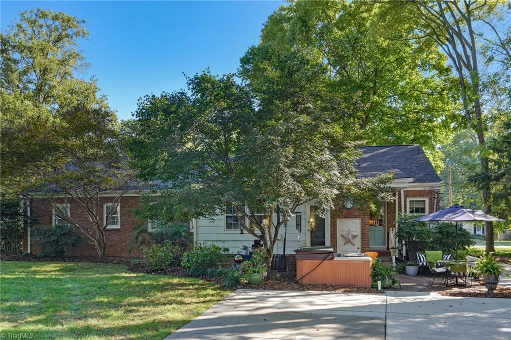 2303 N Elm Street Property Photo 47