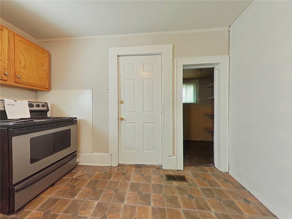 222 Dunleith Avenue Property Photo 2