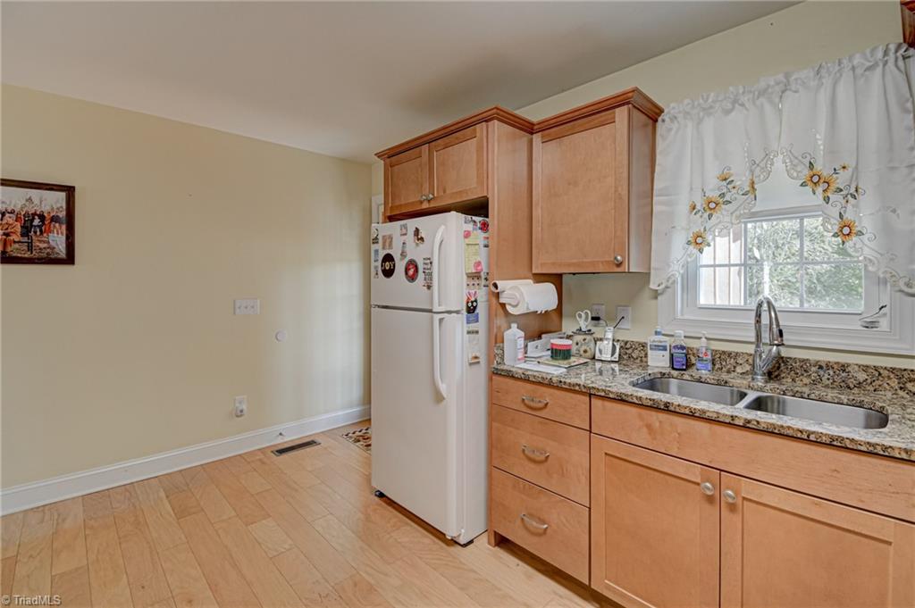 224 Tom Hunter Road Property Photo 14