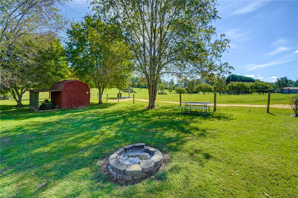 224 Tom Hunter Road Property Photo 30