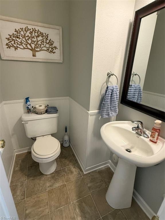 105 Avalon Street Property Photo 11