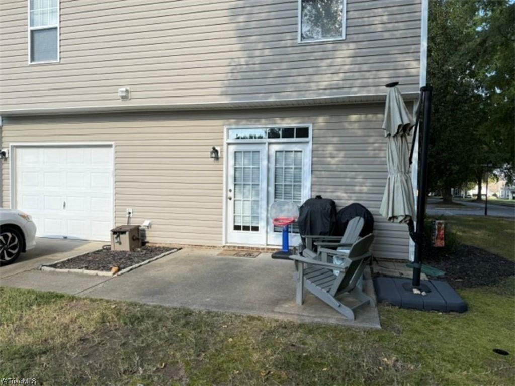 105 Avalon Street Property Photo 22