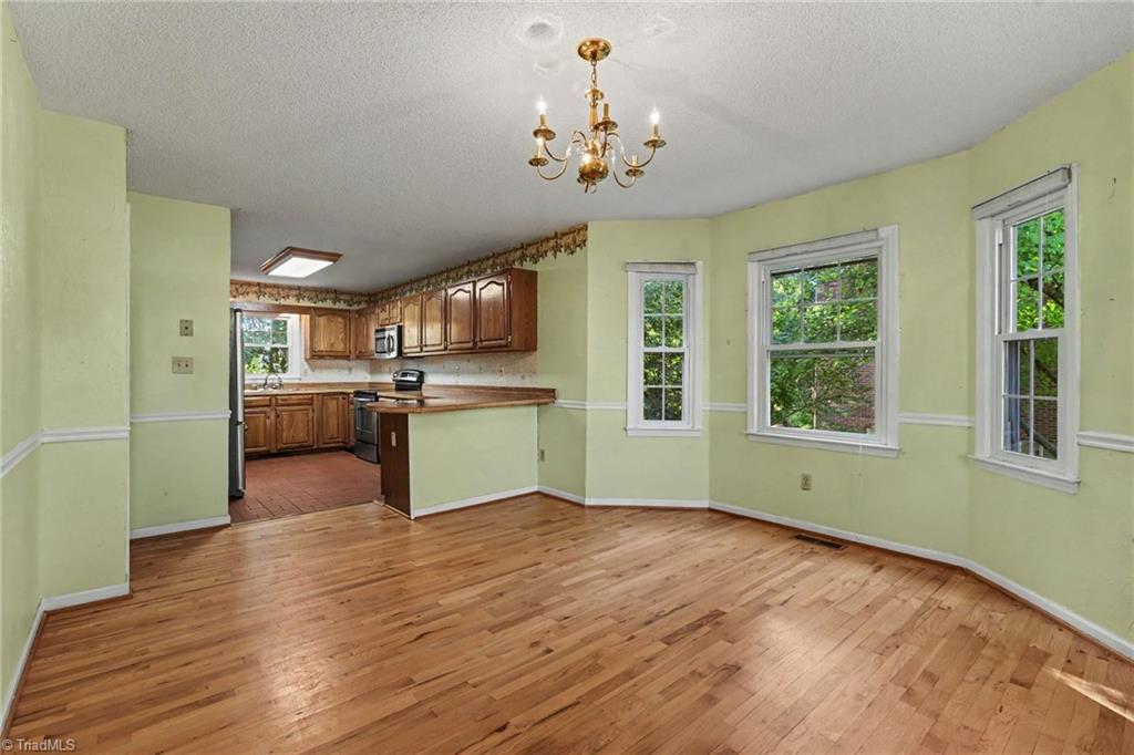 2655 Knob Hill Drive Property Photo 13