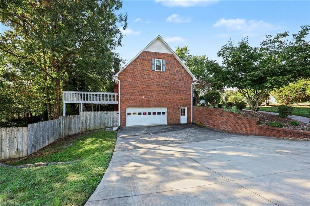 2655 Knob Hill Drive Property Photo 28