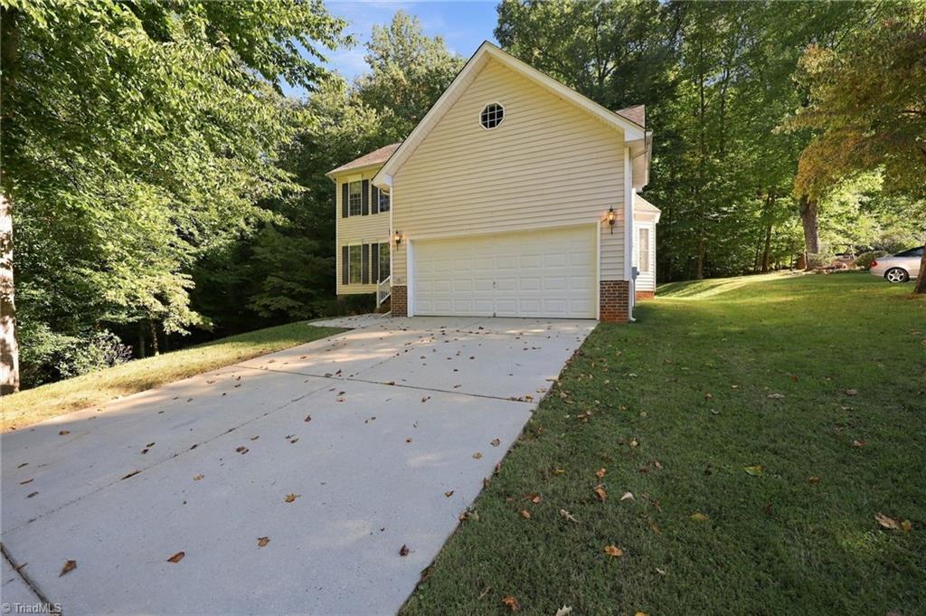 3534 Terrault Drive Property Photo 2
