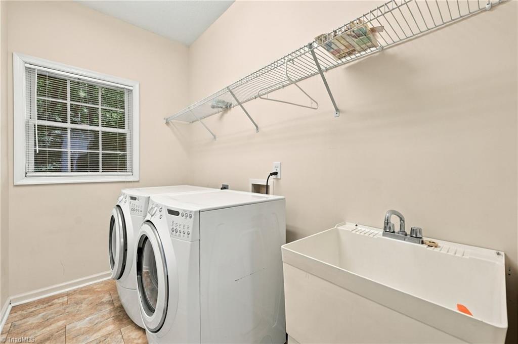 3534 Terrault Drive Property Photo 9