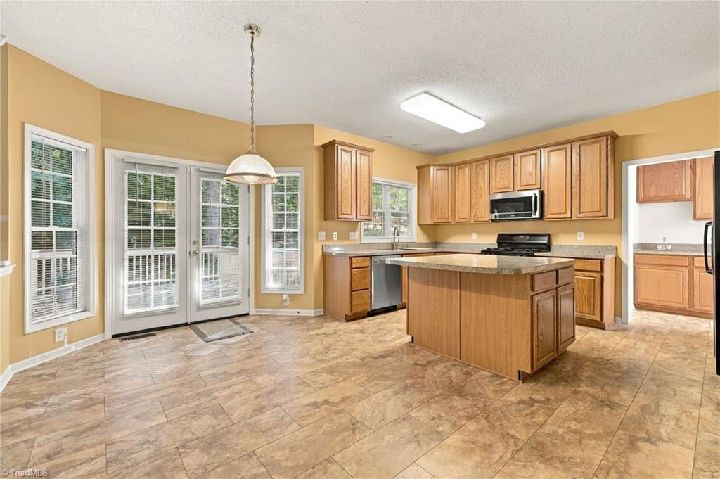 3534 Terrault Drive Property Photo 15