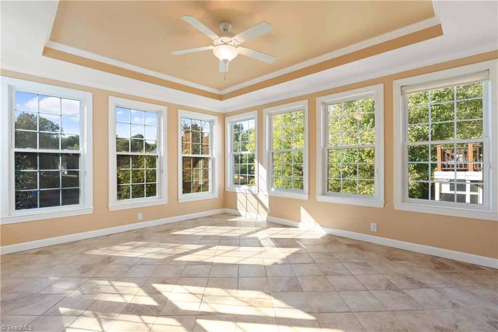 124 Bradford Lake Court Property Photo 3