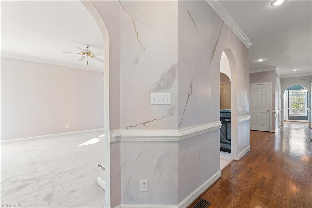 124 Bradford Lake Court Property Photo 9