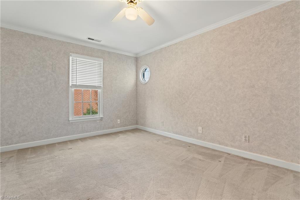 124 Bradford Lake Court Property Photo 23