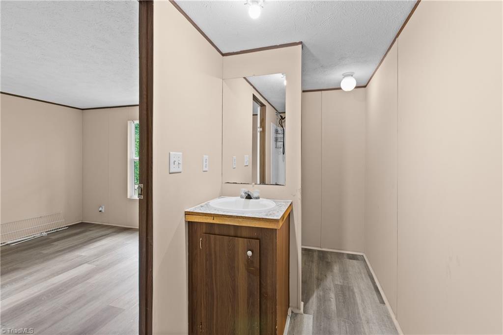 5540 Sparks Road Property Photo 1
