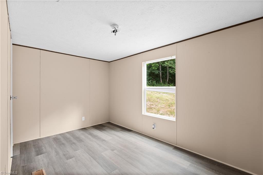 5540 Sparks Road Property Photo 4