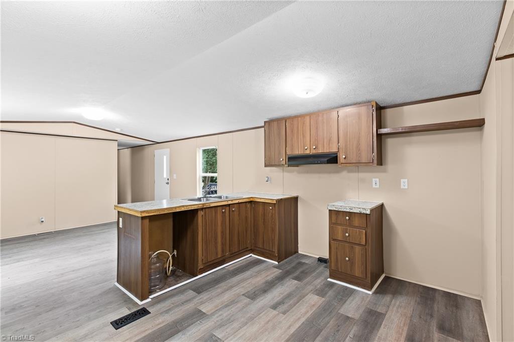 5540 Sparks Road Property Photo 12