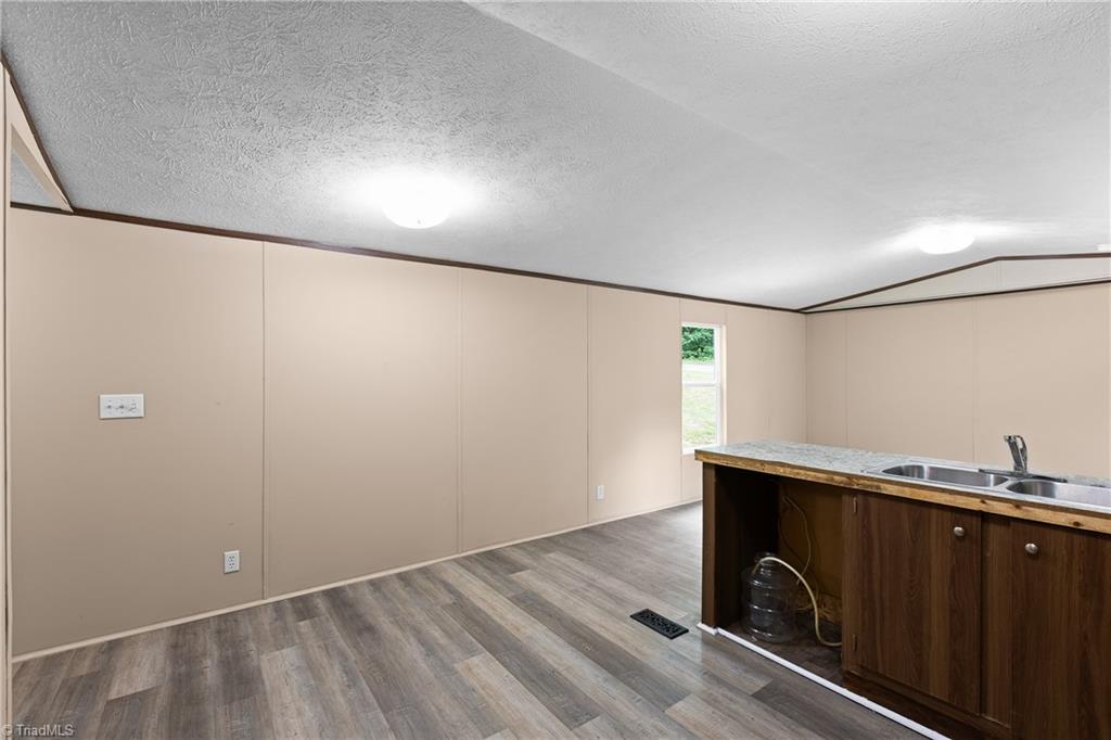 5540 Sparks Road Property Photo 14