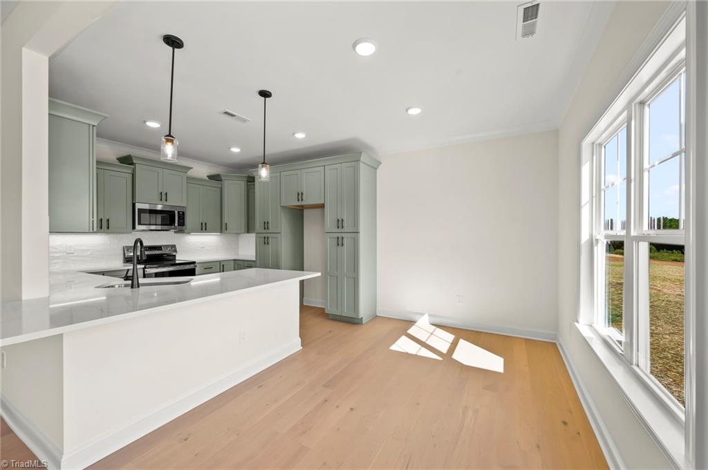 192 Cool Run Property Photo 9