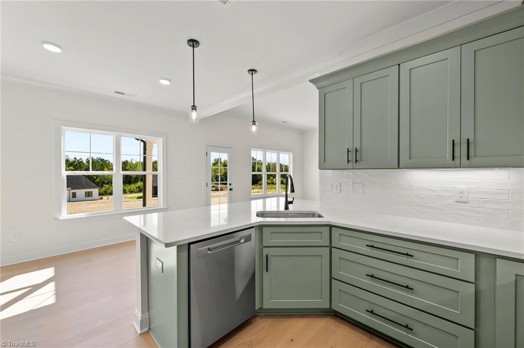 192 Cool Run Property Photo 13