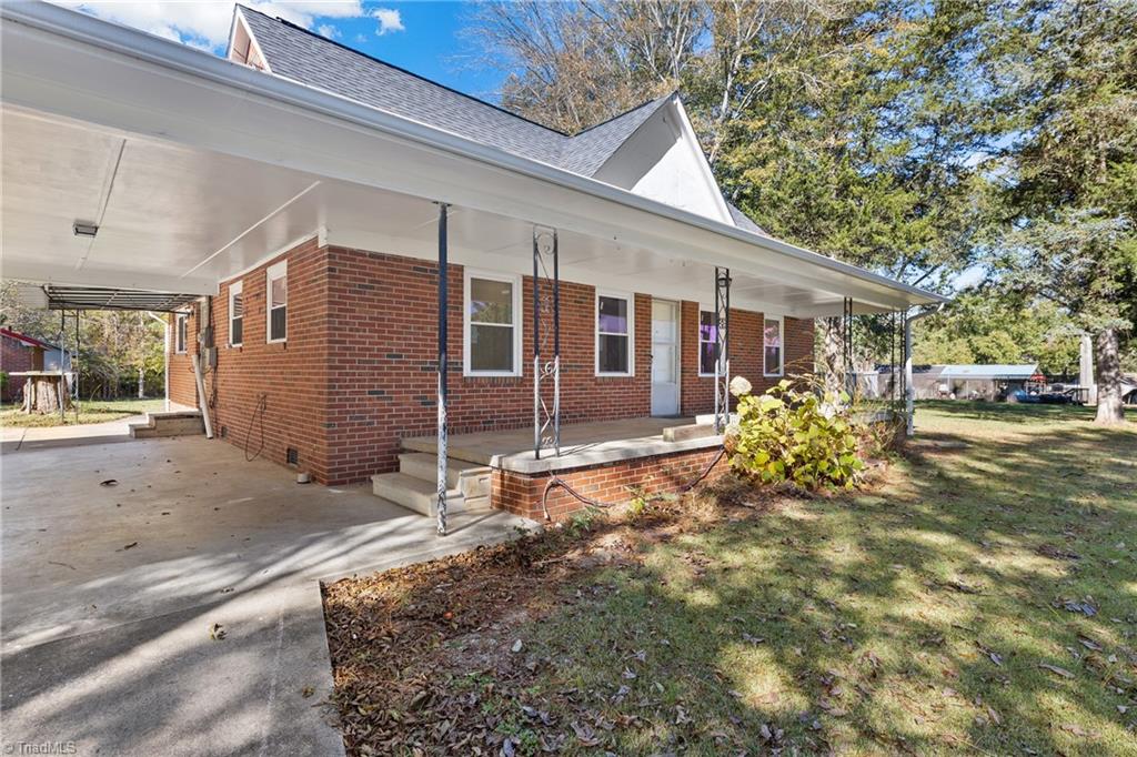 528 Aileen Avenue Property Photo 2