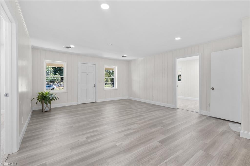 528 Aileen Avenue Property Photo 10