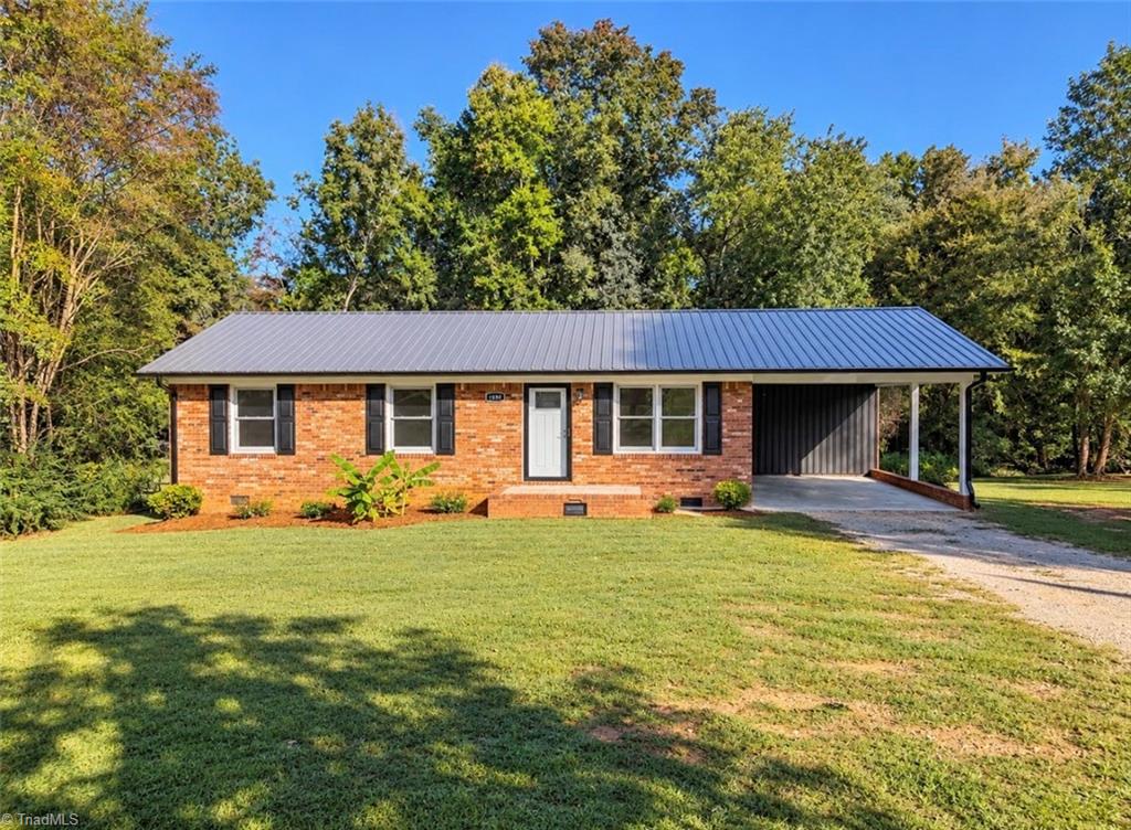 1681 Feezor Road Property Photo 1