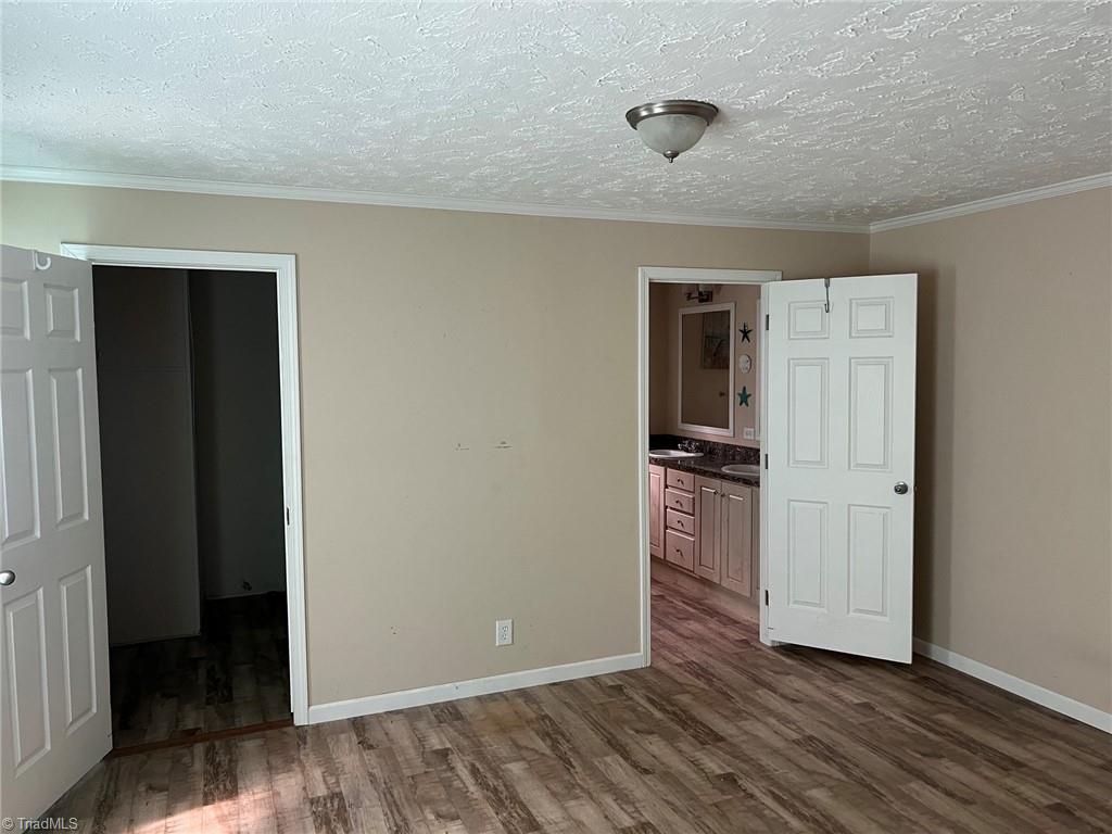 230 Squirrel Run Property Photo 8