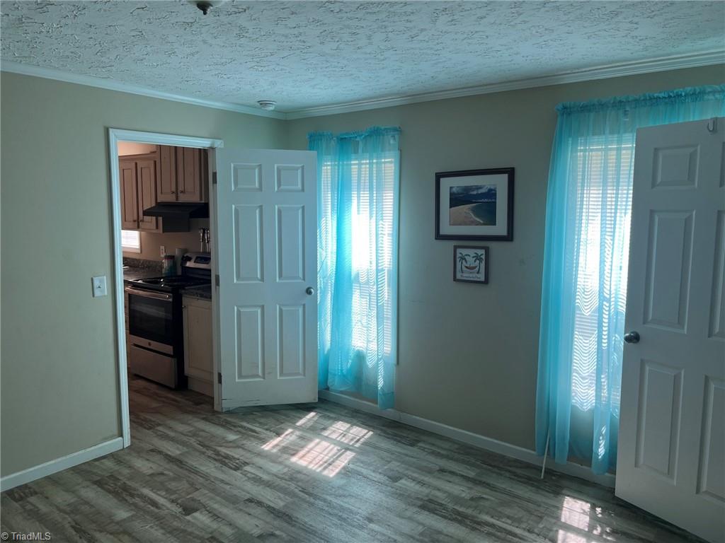 230 Squirrel Run Property Photo 11