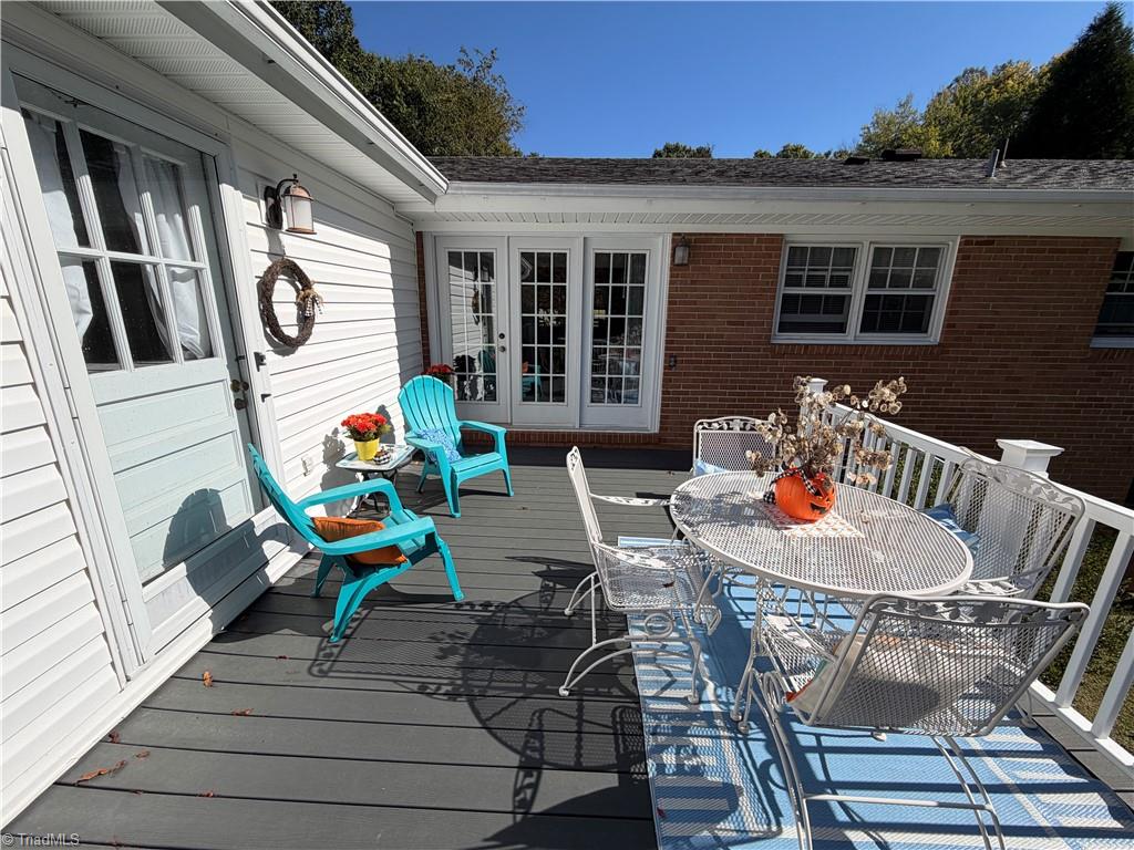 163 Florida Avenue Property Photo 27