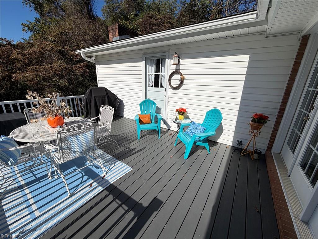 163 Florida Avenue Property Photo 28