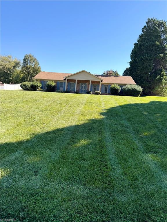 1042 Fairweather Drive Property Photo 1