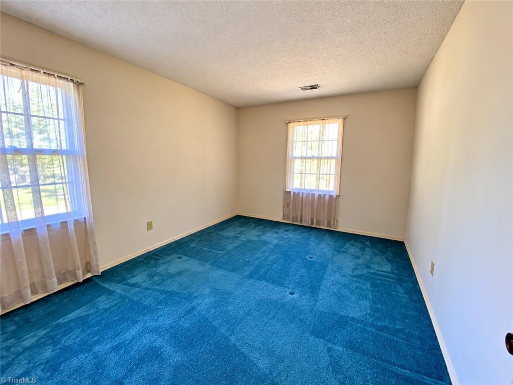 3200 Glen Hollow Road Property Photo 13