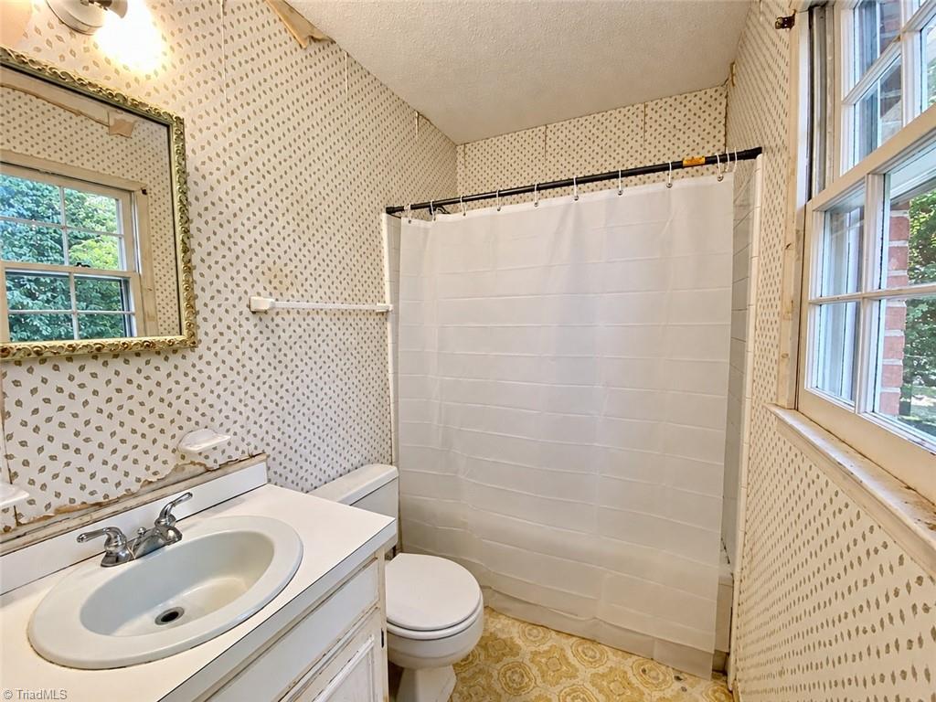 3200 Glen Hollow Road Property Photo 15