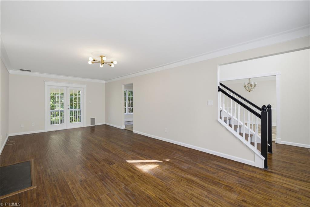8 Cardwell Point Property Photo 6