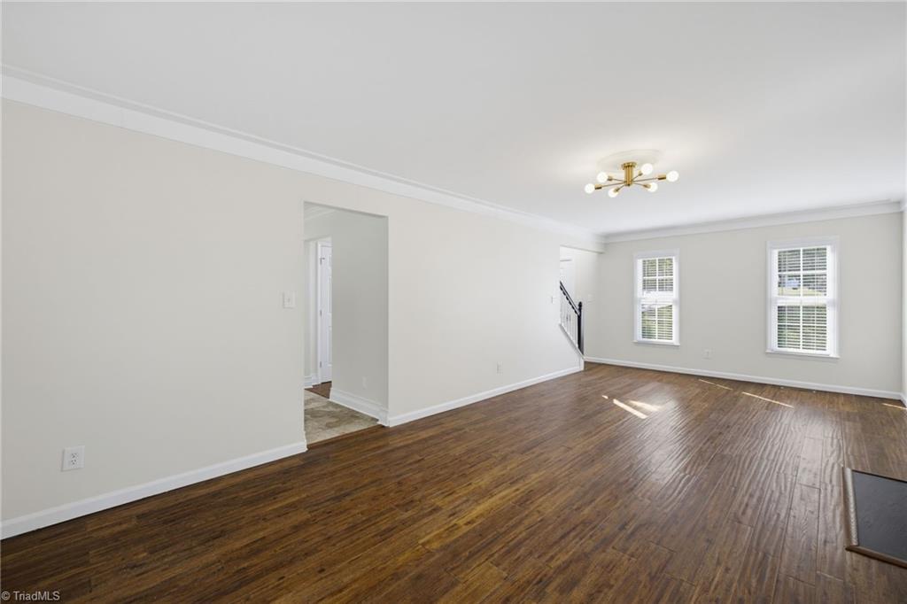 8 Cardwell Point Property Photo 8
