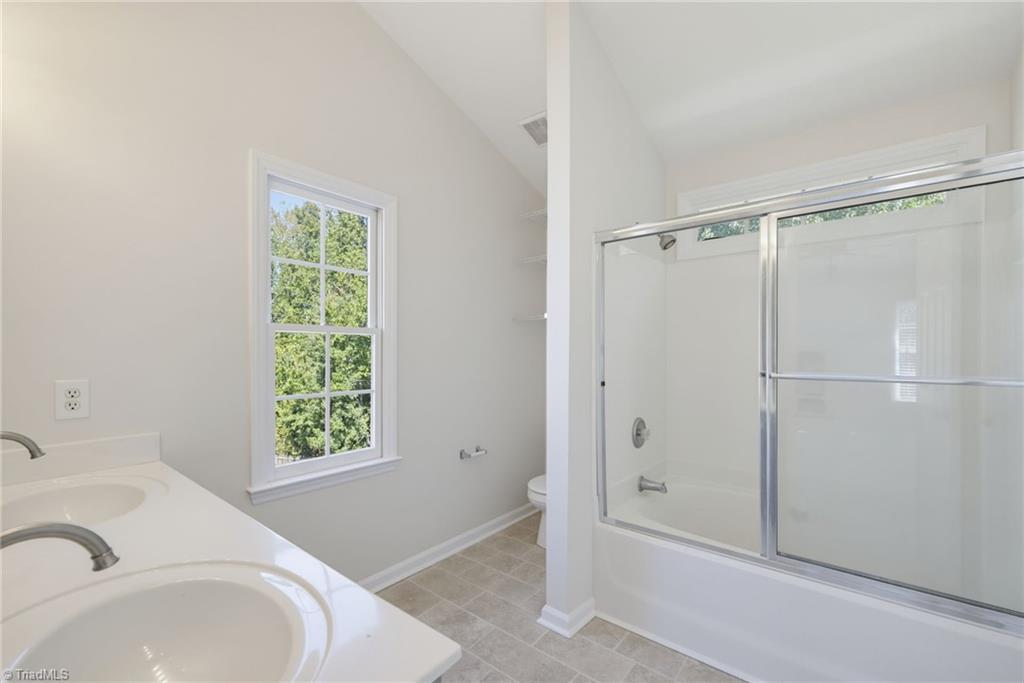 8 Cardwell Point Property Photo 22