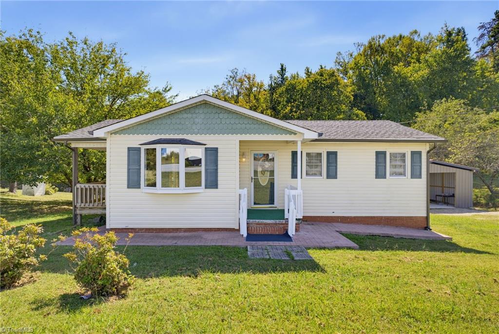 5135 Harvey Road Property Photo 1