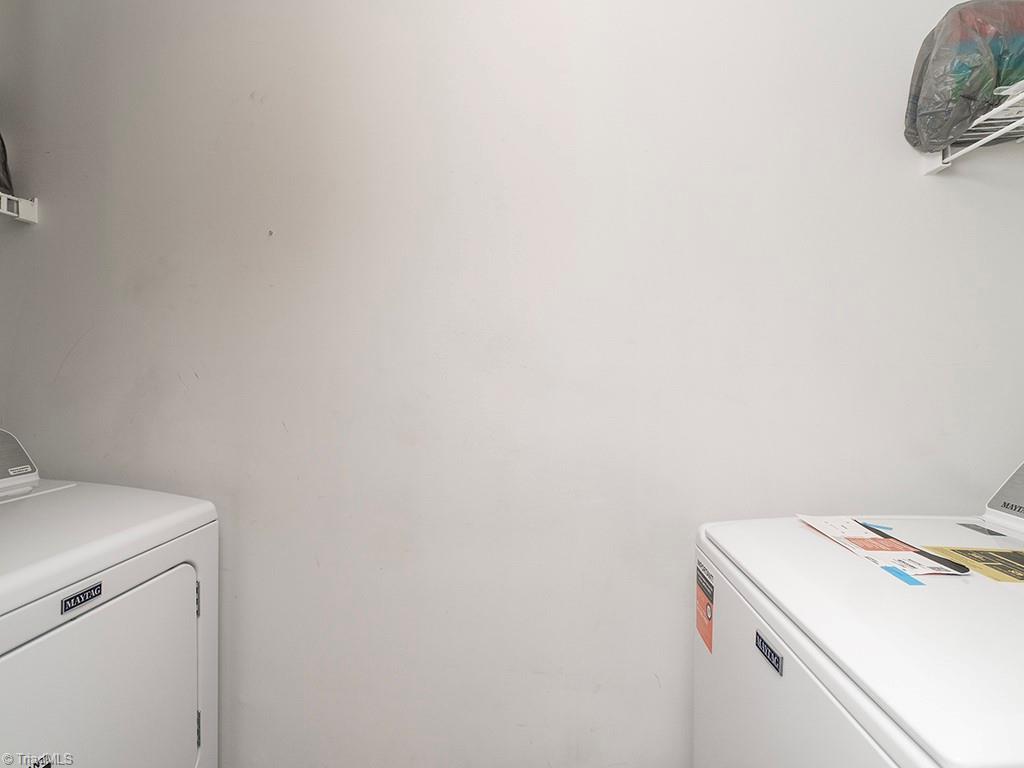 622/624 Williamson Avenue Property Photo 17