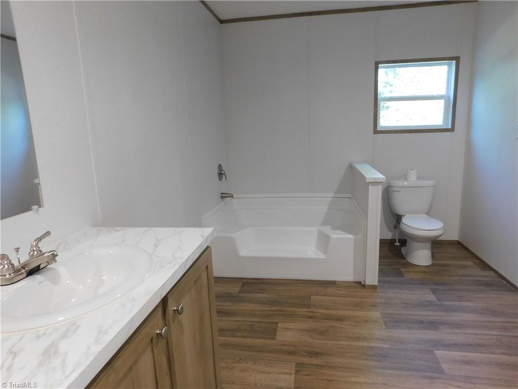 182 Briar Creek Estates Property Photo 13