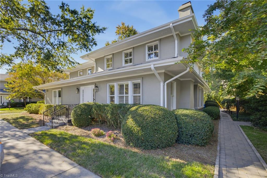 414 Fisher Park Circle # A Property Photo 3