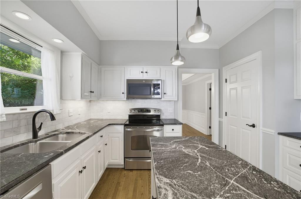 414 Fisher Park Circle # A Property Photo 19