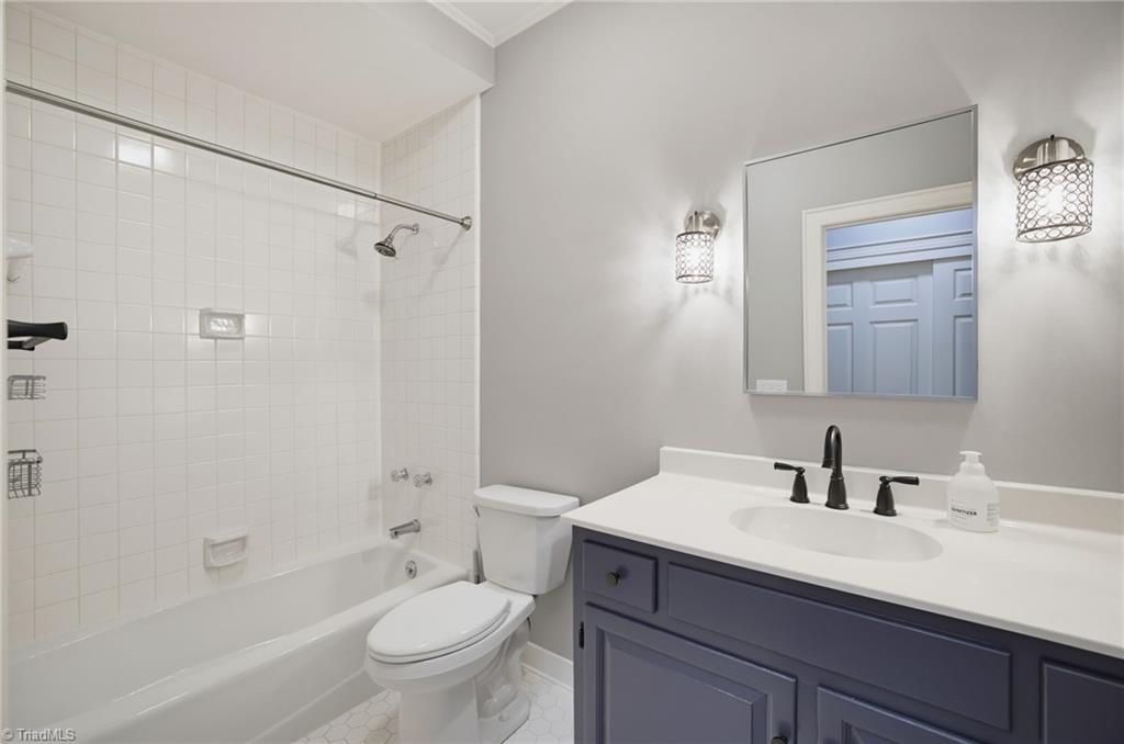 414 Fisher Park Circle # A Property Photo 26