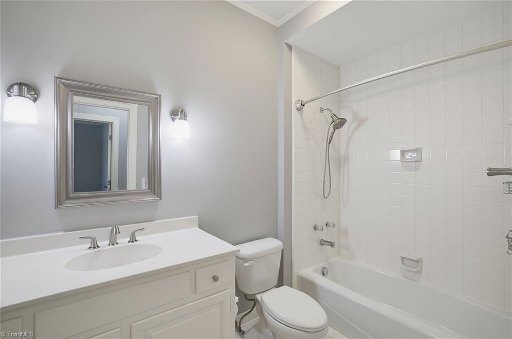 414 Fisher Park Circle # A Property Photo 39