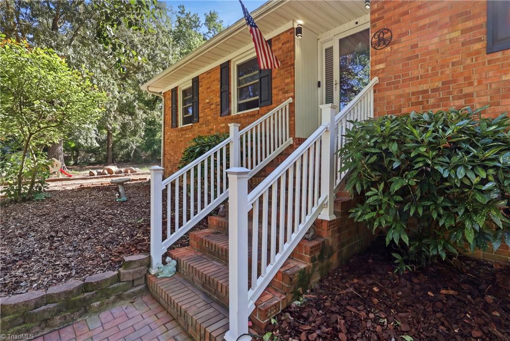 406 Spring Road Property Photo 6