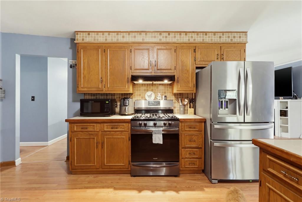 406 Spring Road Property Photo 13