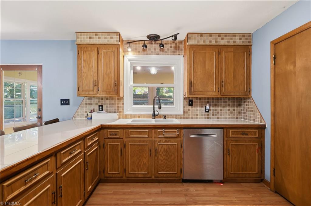 406 Spring Road Property Photo 14