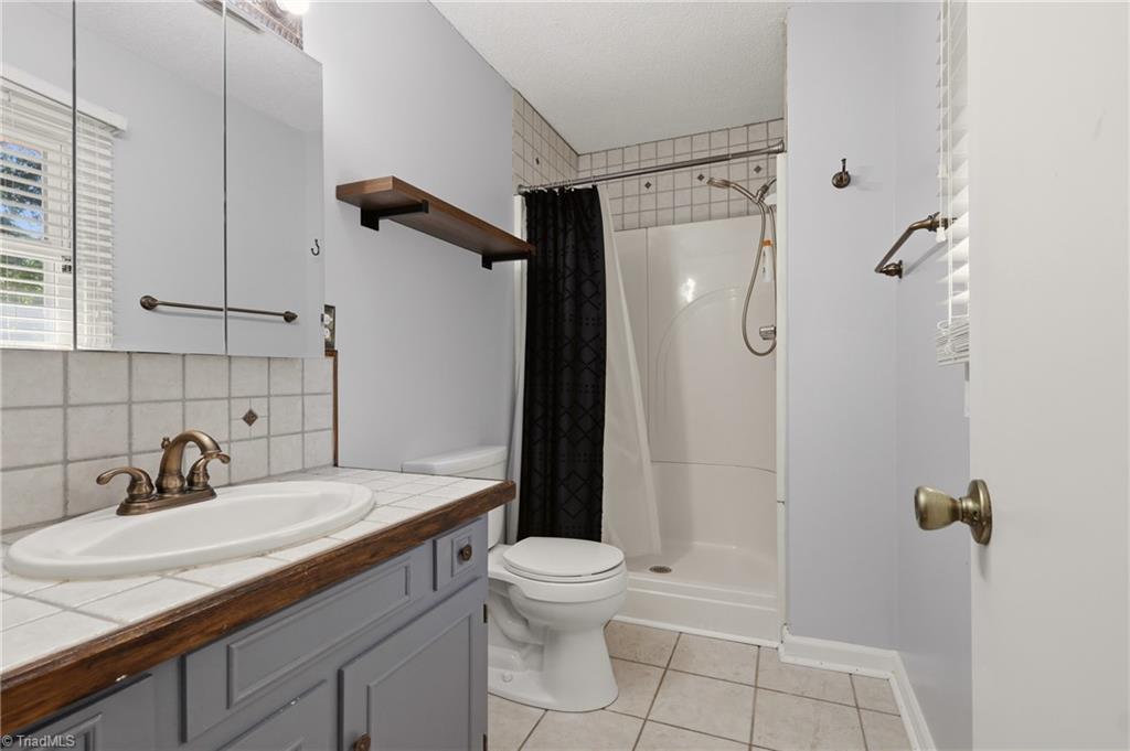 406 Spring Road Property Photo 22