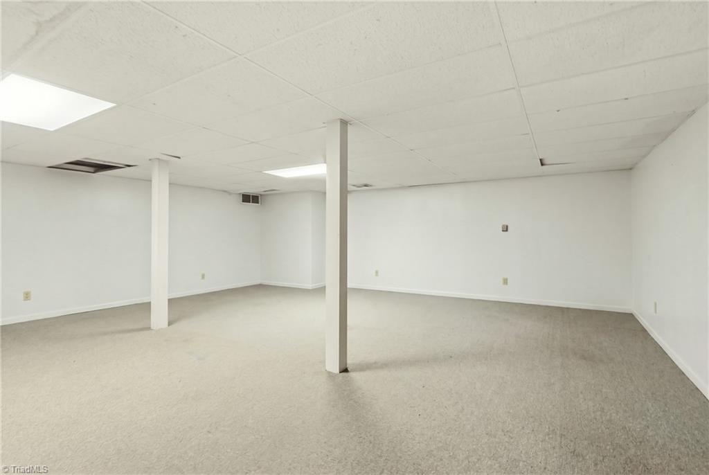 406 Spring Road Property Photo 28