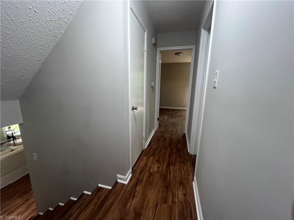 6536 Creek Run Road Property Photo 10